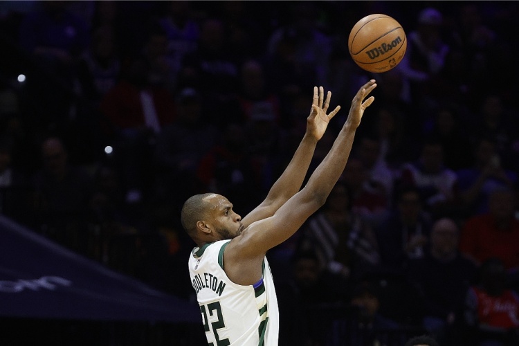  這個紀錄字母破不了！米德爾頓三分出手和命中數(shù)皆雄鹿隊史最高