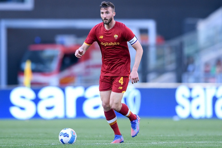  記者：米蘭和佛羅倫薩咨詢克里斯坦特的信息，米蘭想用他替代本4