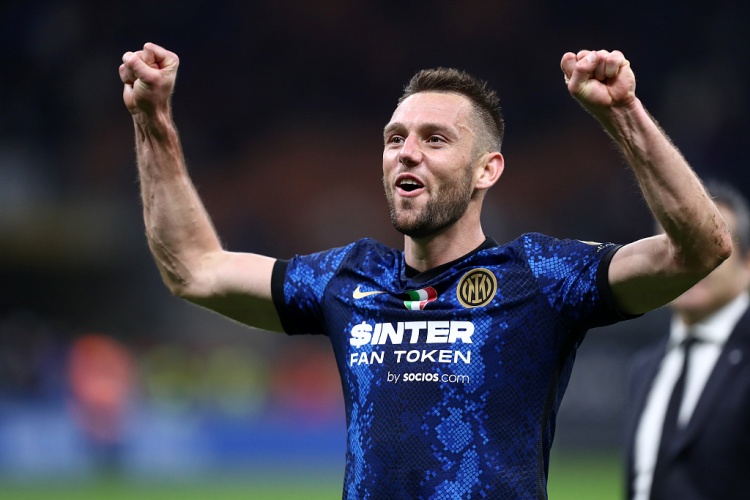  意媒：德弗里可能不會(huì)和國(guó)米續(xù)約，利物浦有意今夏免簽