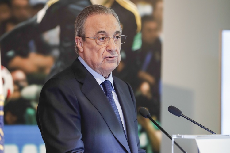  科貝記者：皇馬不滿賽程安排，客戰(zhàn)馬競(jìng)3天后就要客場(chǎng)踢黃潛