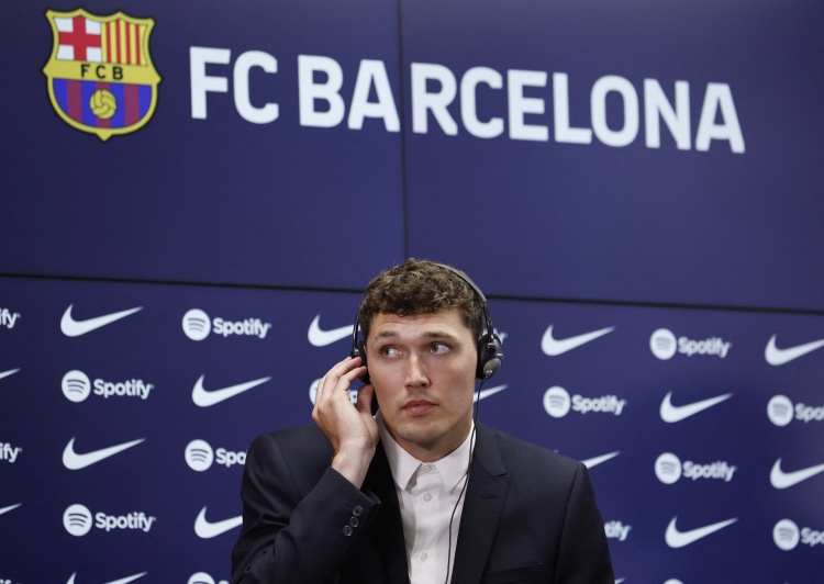  每體：一家德甲俱樂部關窗前報價克里斯滕森，未達到巴薩要價