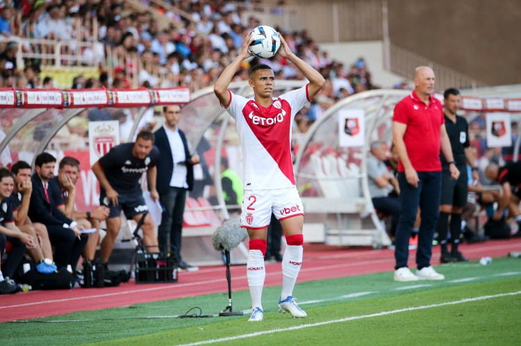  世體：巴薩關(guān)注萬德松已有很長時間，他是俱樂部考慮的選擇之一