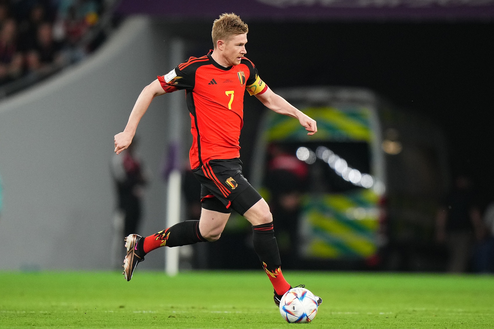  德布勞內(nèi)談未來：我會繼續(xù)踢球，至于去哪里現(xiàn)在還不知道