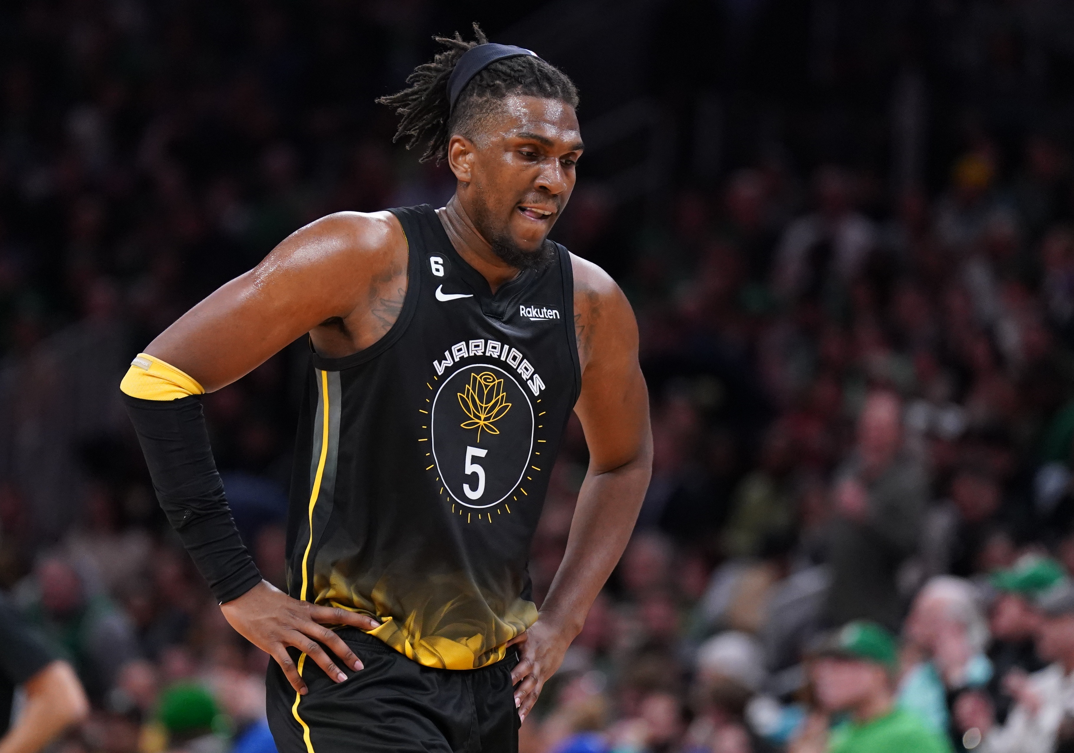  我就是干這個的！盧尼爆搶16板&8個進攻板 就一個進球但很關鍵