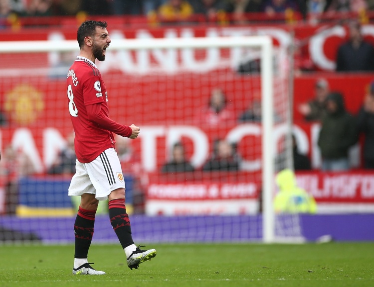  挺身而出！B費(fèi)本賽季直接參與24球?yàn)槁?lián)隊(duì)內(nèi)第1，阿瑪?shù)?6球第2