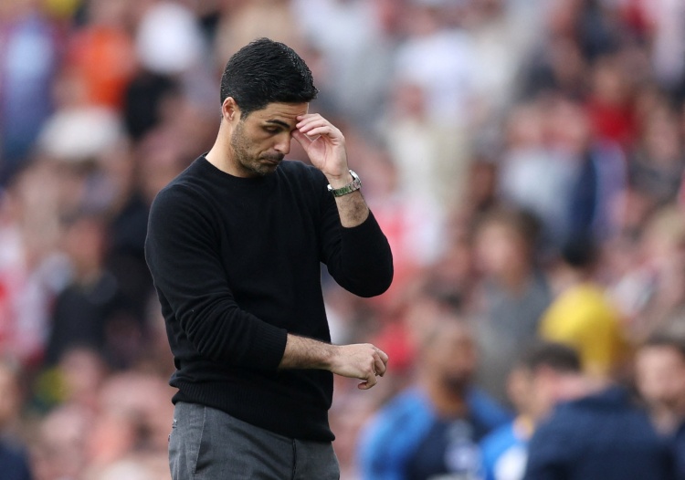  13射1正0進(jìn)球&落后榜首10分！摩根：沒有前鋒毀掉了阿森納的賽季