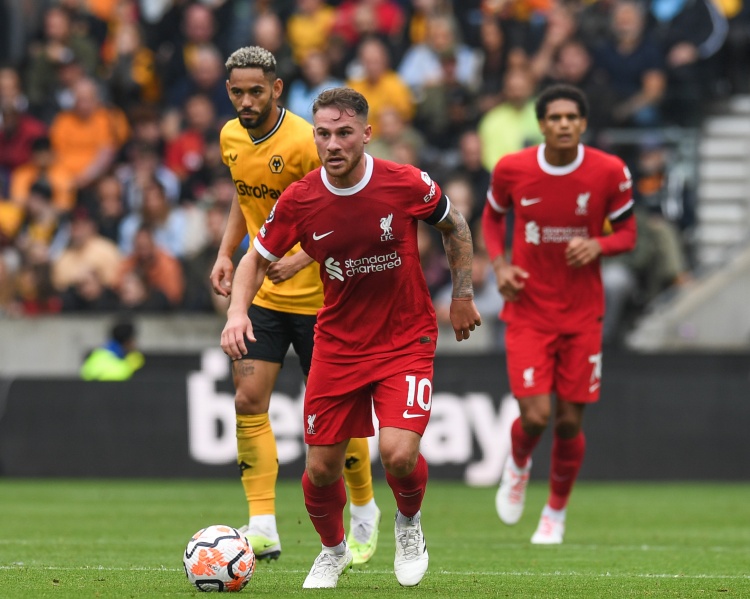  斯洛特：麥卡利斯特贏得世界杯決非巧合 他在最困難時(shí)站了出來