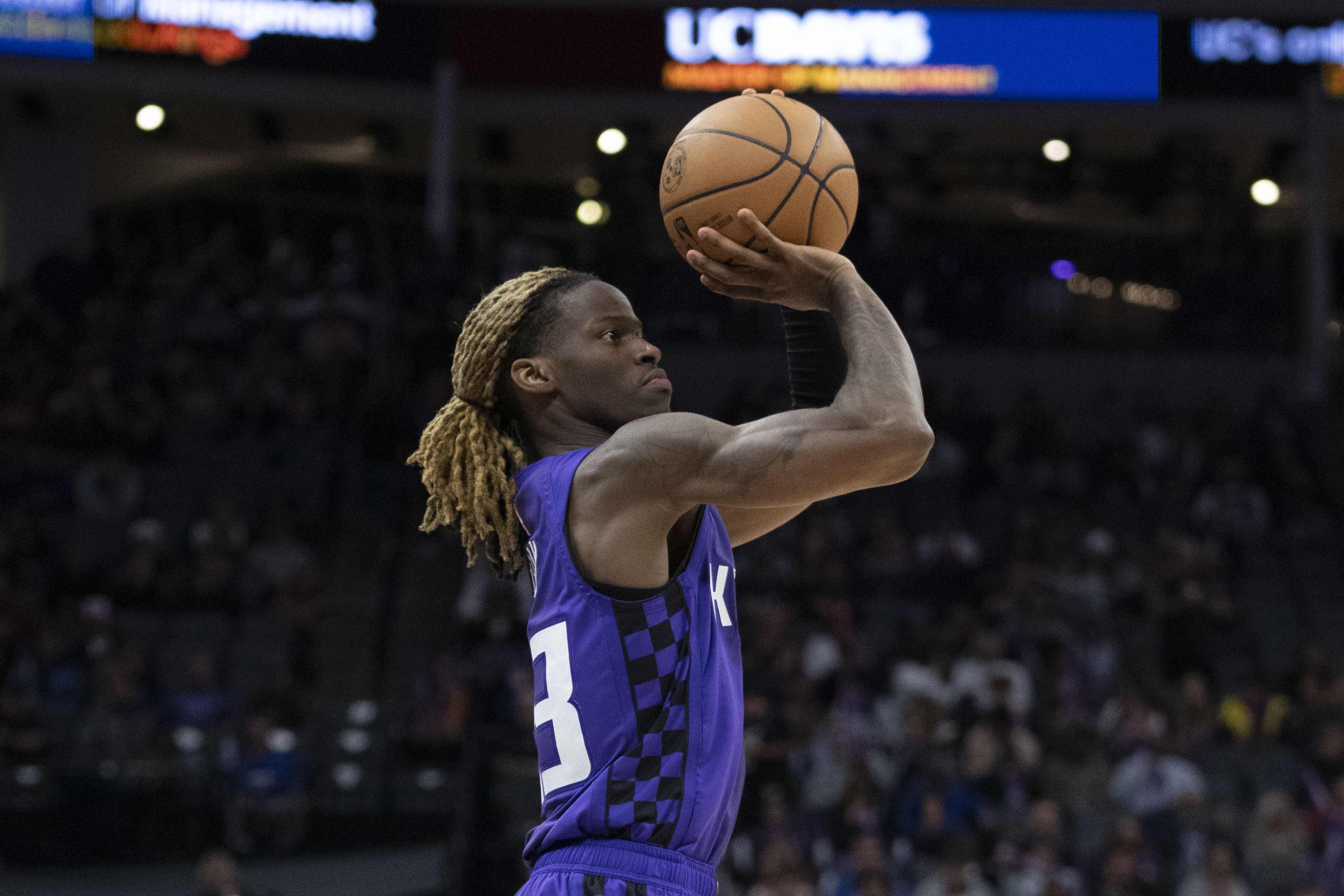  毫無手感！埃利斯7中0&三分6中0僅拿2板1助2斷 4次犯規(guī)