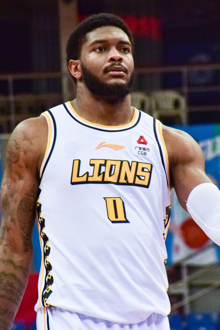  藍(lán)領(lǐng)型！探長：奧利弗加盟遼寧 后者目的就是要增加內(nèi)線的硬度