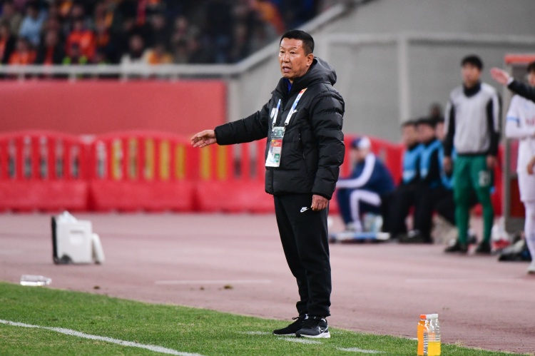  足球報談泰山vs蓉城：韓國教練斗法是看點，泰山三殺蓉城靠防反