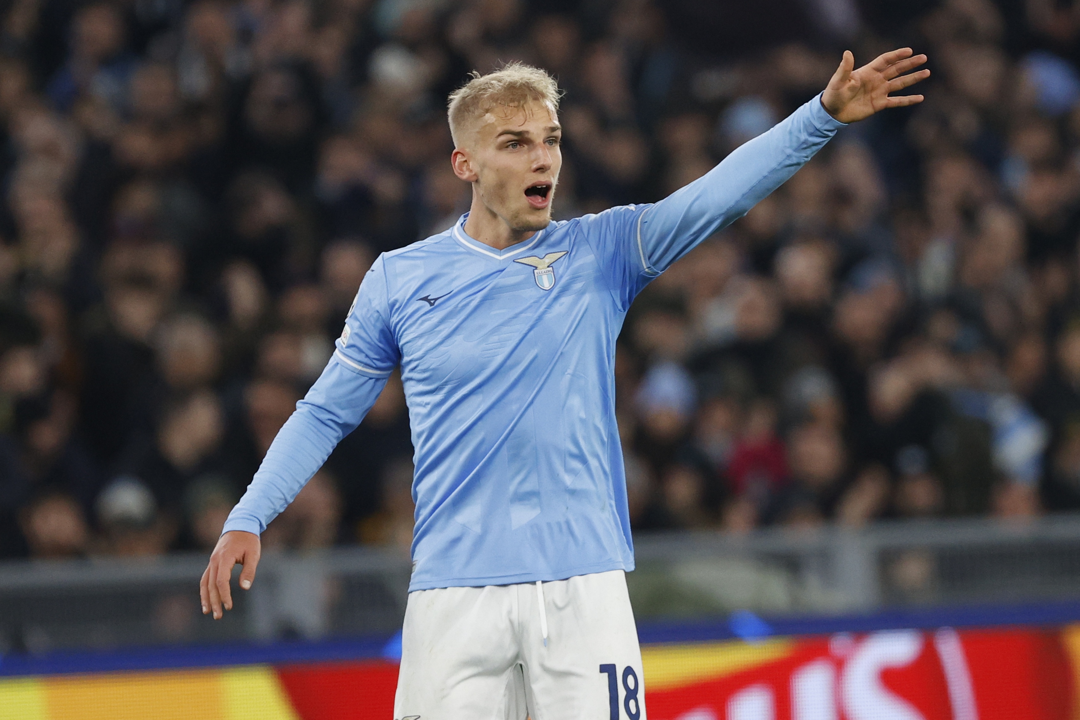  共和報：國米有意拉齊奧邊鋒伊薩克森，熱刺也準(zhǔn)備報價4000萬歐