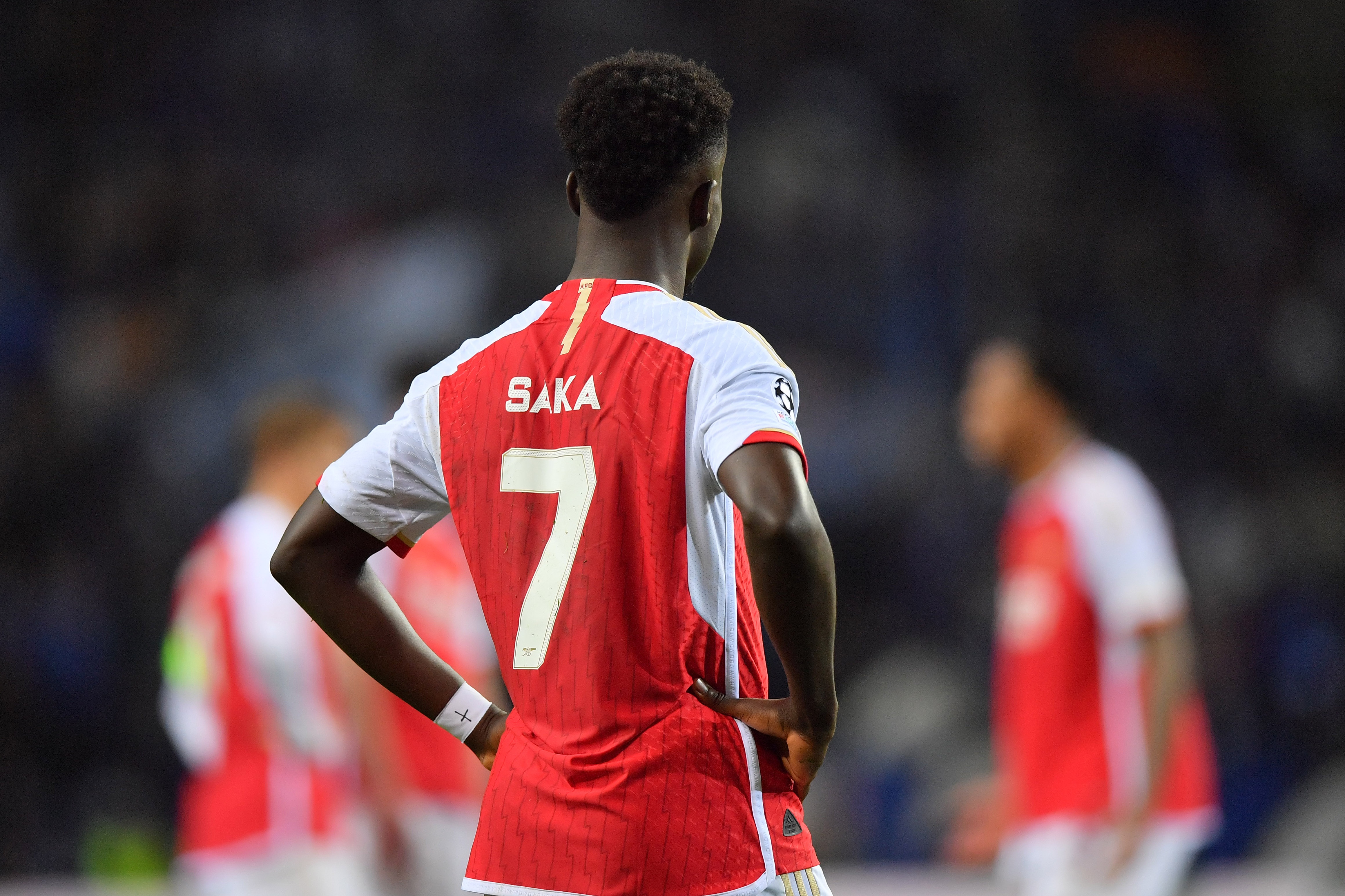  標(biāo)晚報阿森納傷情：薩卡&馬丁內(nèi)利有望3月回歸，哈弗茨下賽季復(fù)出