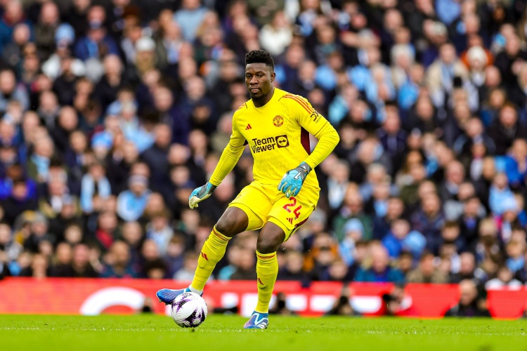  范德薩：奧納納會(huì)不斷進(jìn)步的，曼聯(lián)引援應(yīng)優(yōu)先考慮前鋒中場