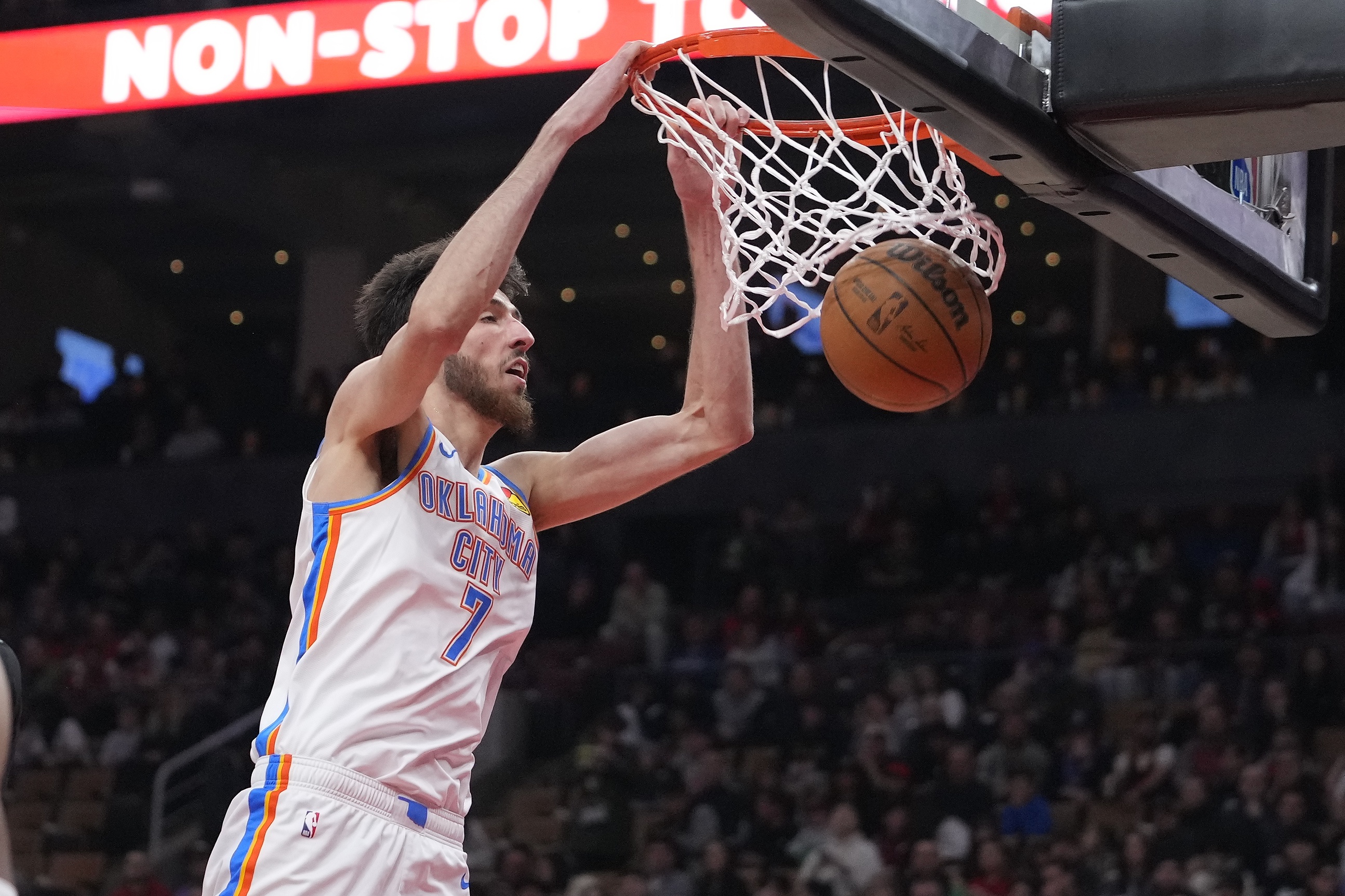  豪華數據！霍姆格倫12中7砍下22分17板4助2斷3帽