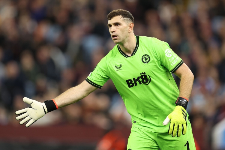  本賽季馬丁內(nèi)斯在歐冠撲救率達(dá)83%，面對41次射正只丟7球