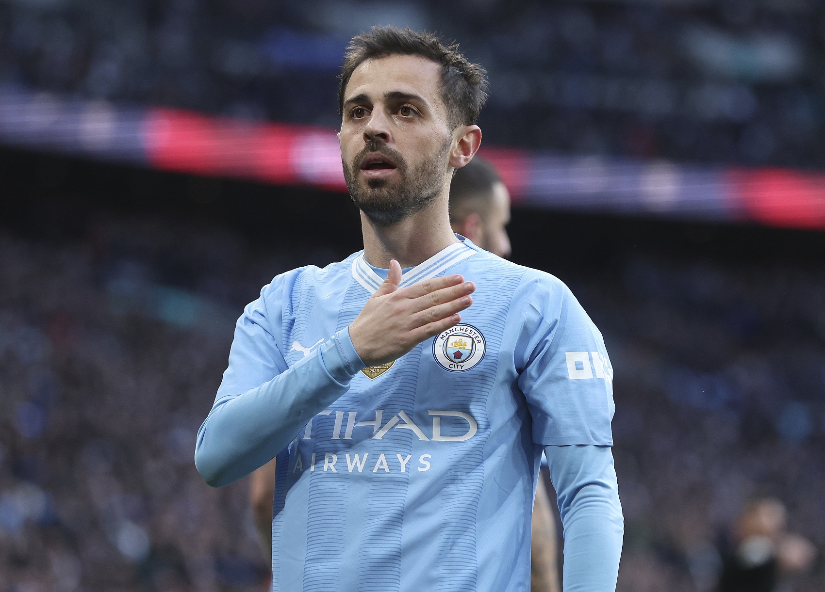  B席：球隊(duì)今天表現(xiàn)出色很有侵略性 奧賴?yán)幕盍Ω淖兞吮荣? class=