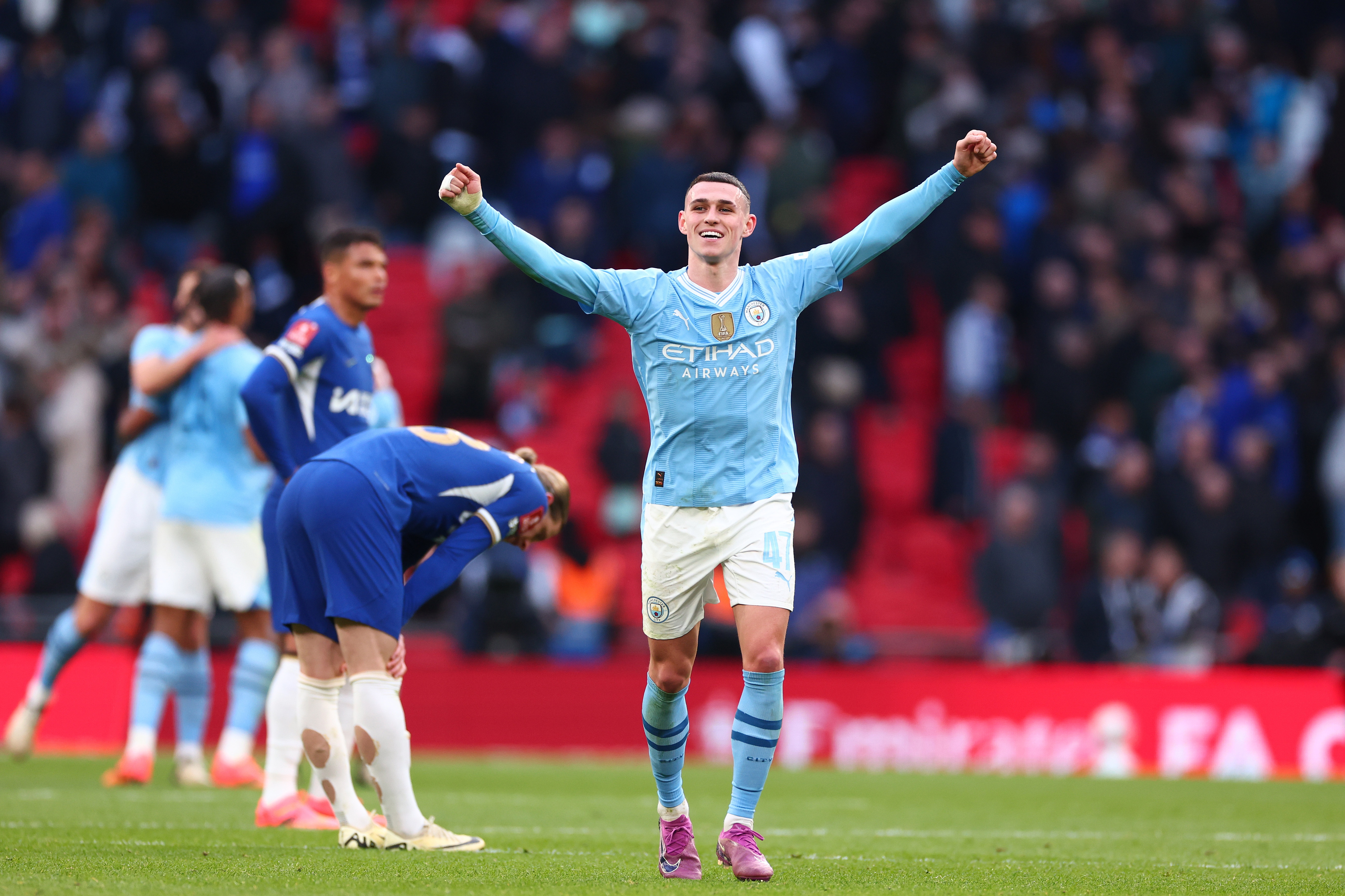  太子發(fā)威！福登在足總杯中一共首發(fā)19次，直接參與了21球