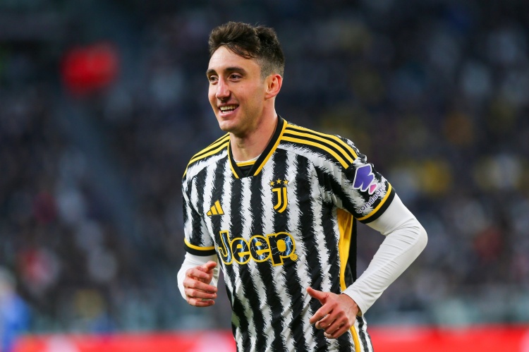  經(jīng)紀(jì)人：關(guān)于尤文曼城談坎比亞索的報道都是真的，瓜帥確實想要他