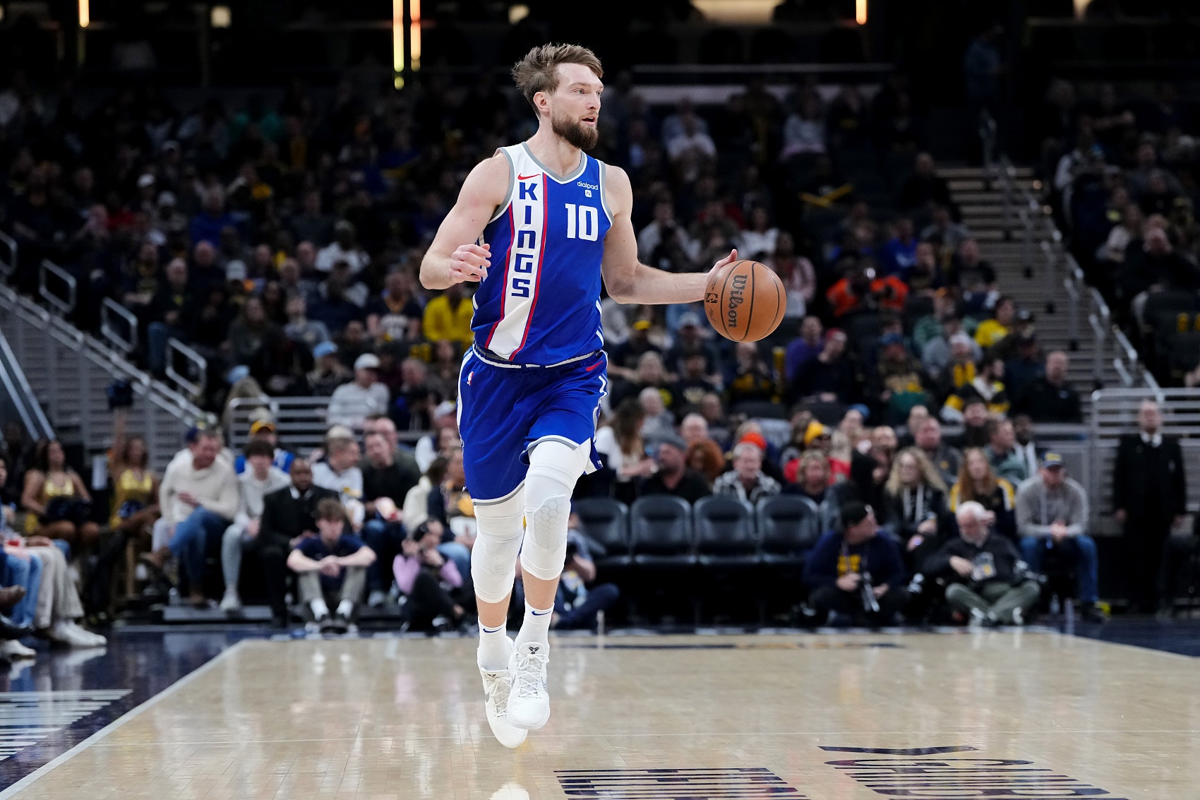  高效準(zhǔn)三雙！小薩博尼斯10中7拿到16分15板8助 正負(fù)值+19