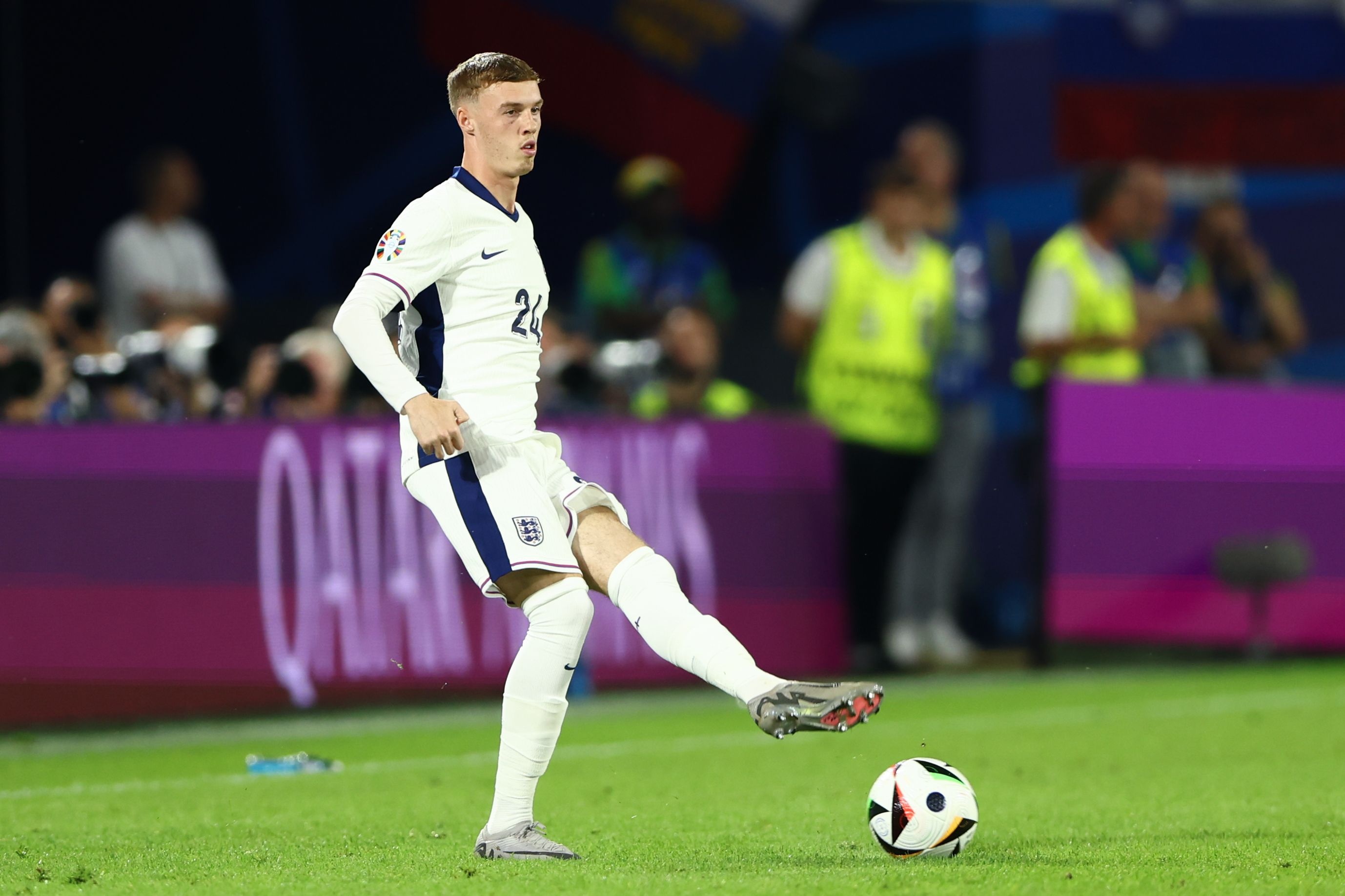  郵報(bào)：英格蘭歐洲杯紀(jì)錄片即將上映，帕爾默&格伊是主角