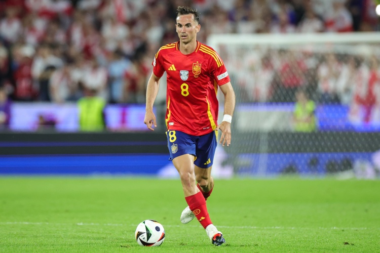  法比安自首秀以來37次為西班牙登場均不敗，追平隊(duì)史最佳紀(jì)錄