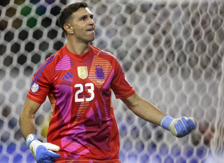  嘆息之墻！大馬丁達成阿根廷50場里程碑，完成36次零封&僅丟21球