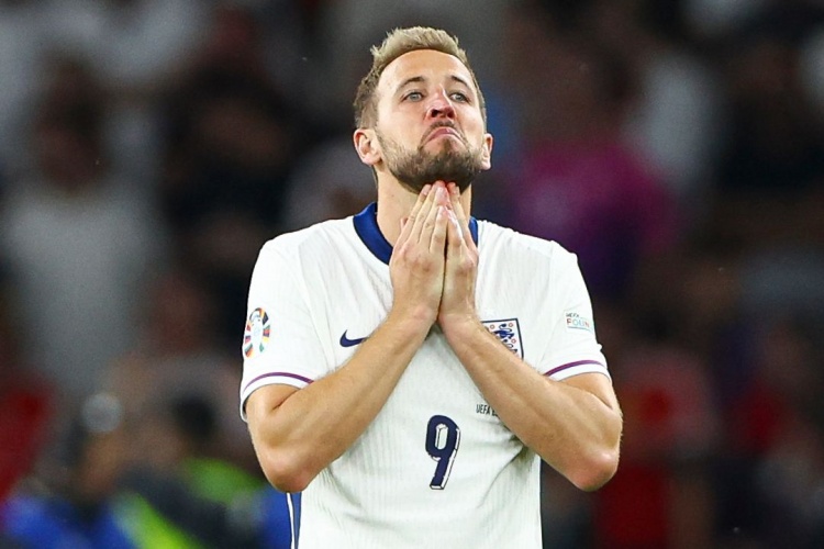  前主持人：凱恩時代已結(jié)束，英格蘭需要新隊長&我選賴斯→貝林