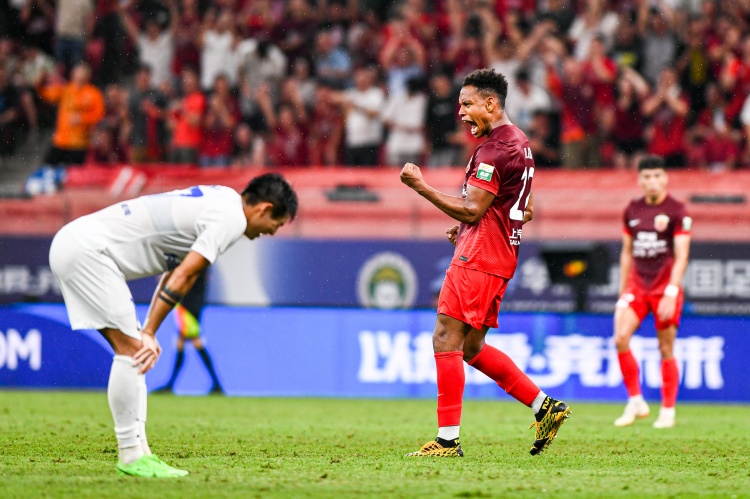  海港主力球員：茹薩在中場任勞任怨，愿意幫助隊友和承擔(dān)責(zé)任