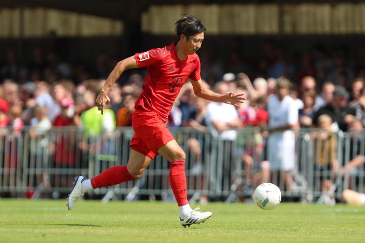  圖片報：伊藤洋輝預計本周回球隊合練，有望在本月底戰(zhàn)斯圖時復出