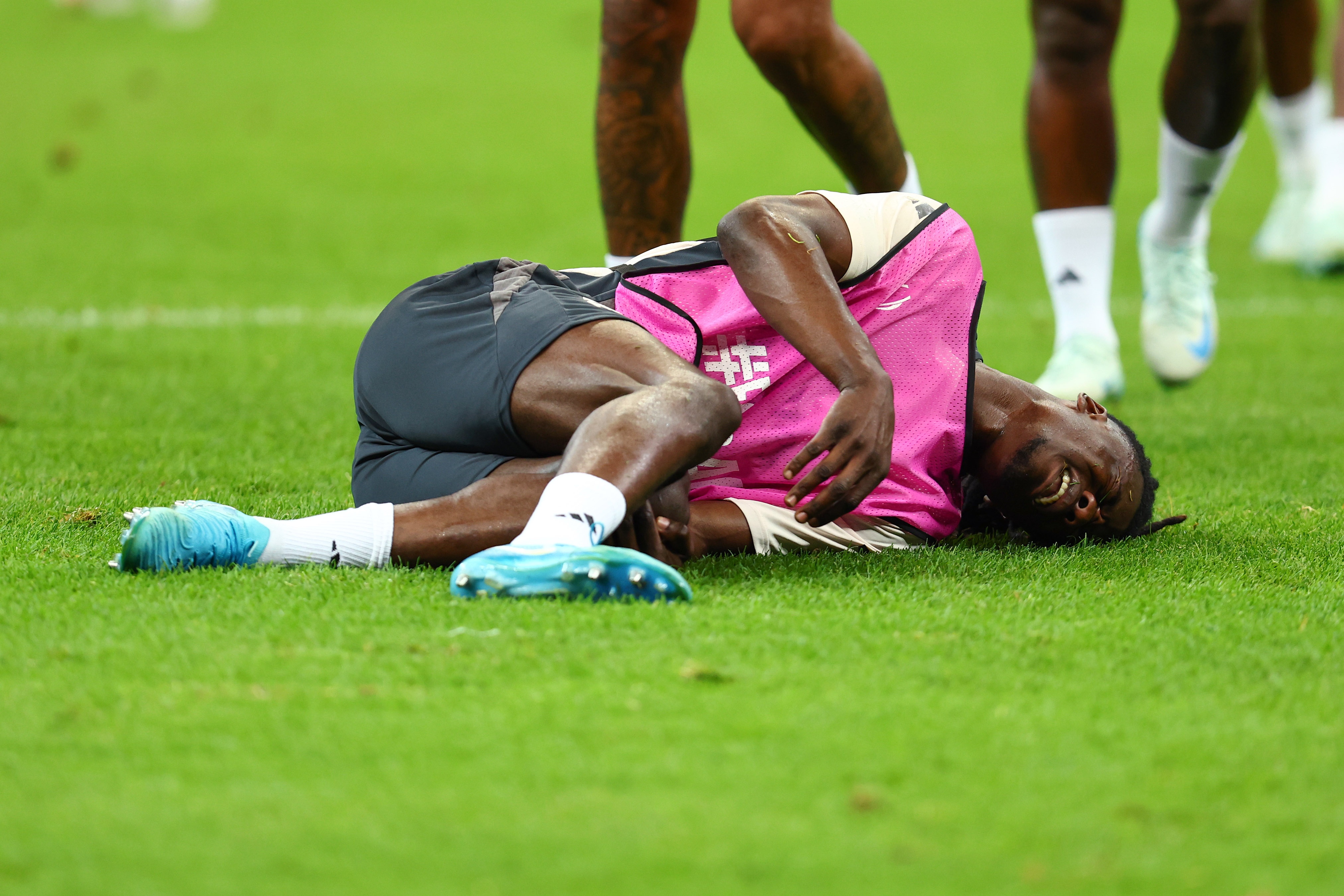  傷病所擾？22歲卡馬文加本賽季傷病反復(fù)，身價(jià)掉下1億&今日遭痛批