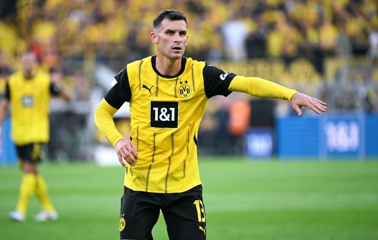  格羅斯：多特聯(lián)賽糟糕但歐冠出色；首回合3-0？我們會(huì)當(dāng)成0-0去踢