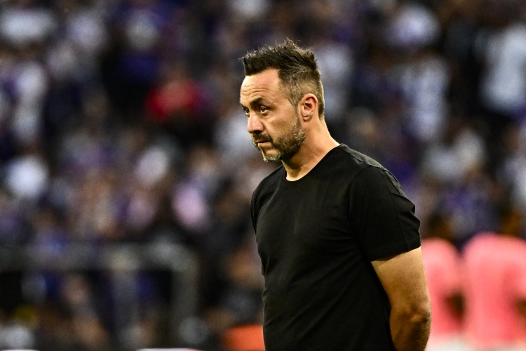  帶隊(duì)位居法甲第二！羅馬諾：馬賽非常滿意德澤爾比的工作