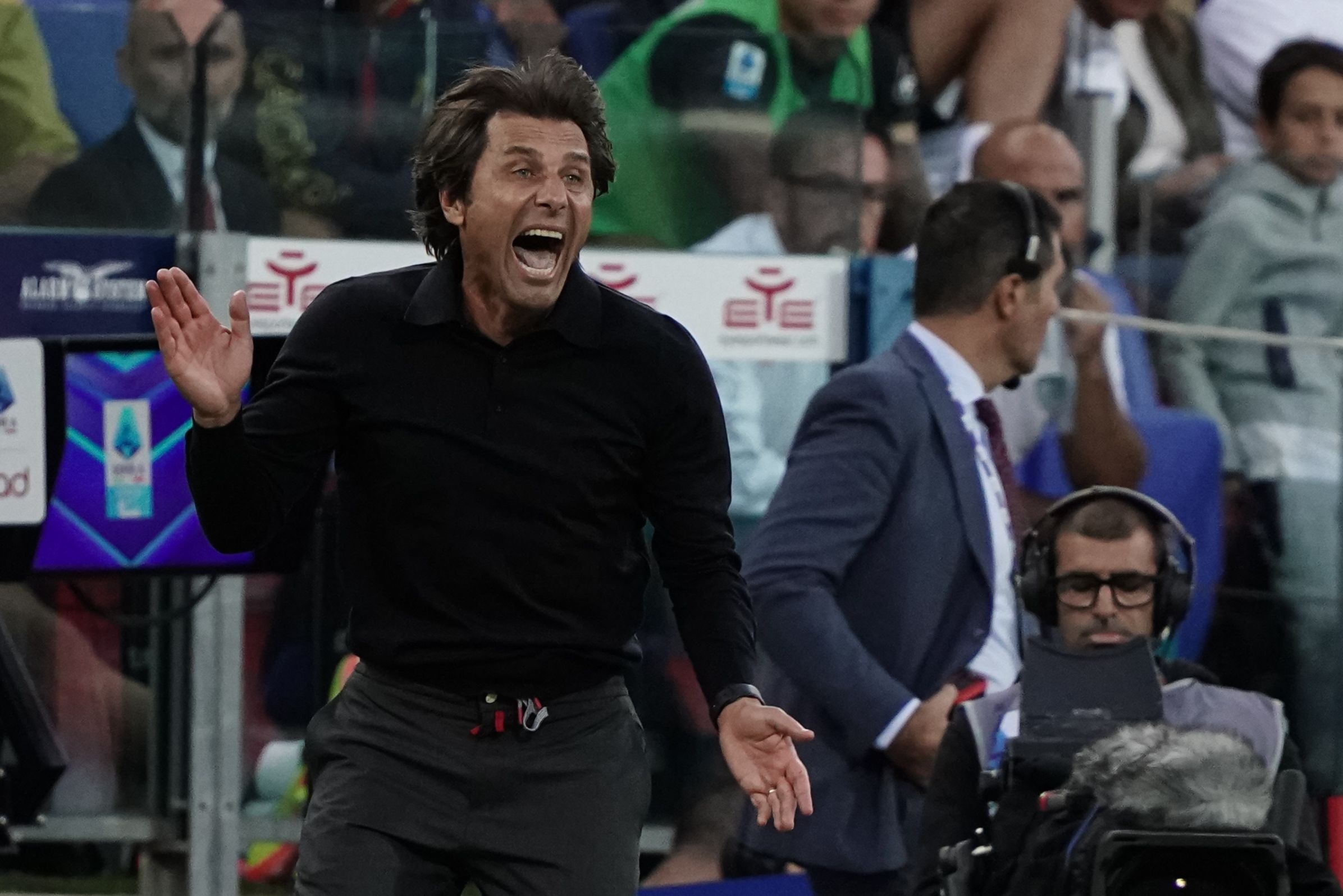  記者：當(dāng)年孔蒂與內(nèi)德維德談妥回歸尤文執(zhí)教，但阿涅利拒絕了