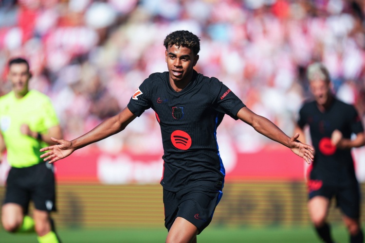  17歲241天！亞馬爾是歐冠歷史最年輕單場傳射球員