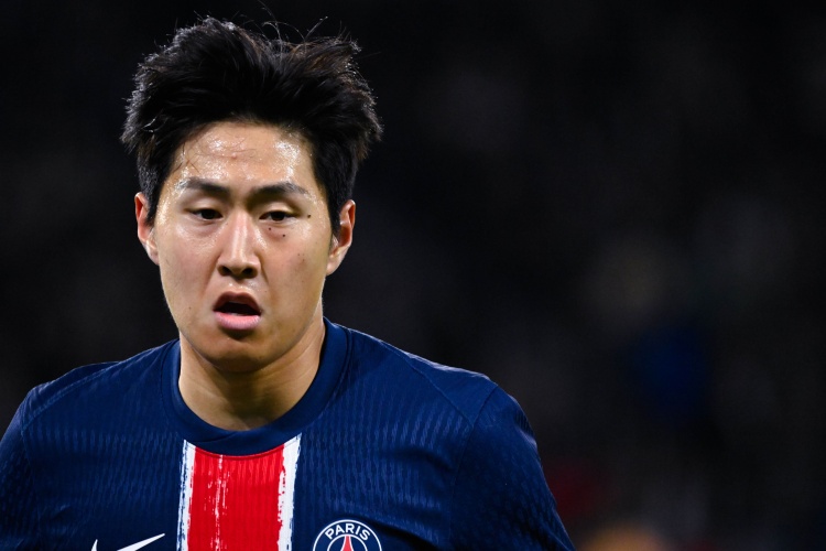  李剛?cè)剩喊屠柘胗靡粓?chǎng)勝利迎來(lái)與利物浦的比賽，我們做到了