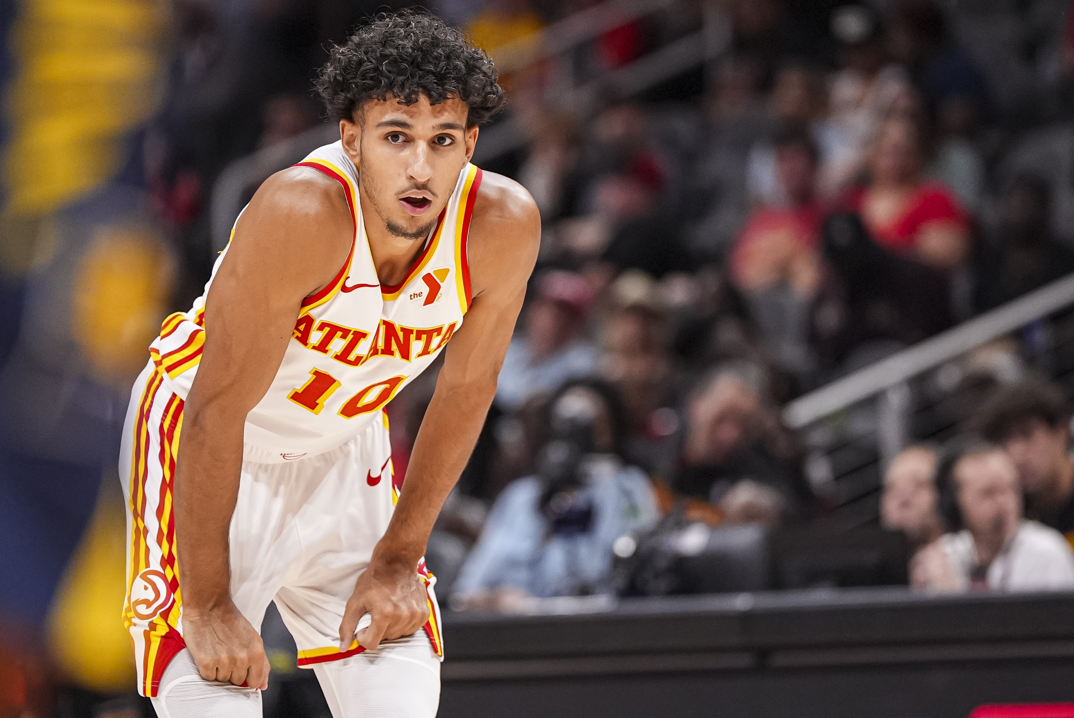  里薩謝：我現(xiàn)在越來(lái)越適應(yīng)了 我能夠從每一次攻防中學(xué)到東西