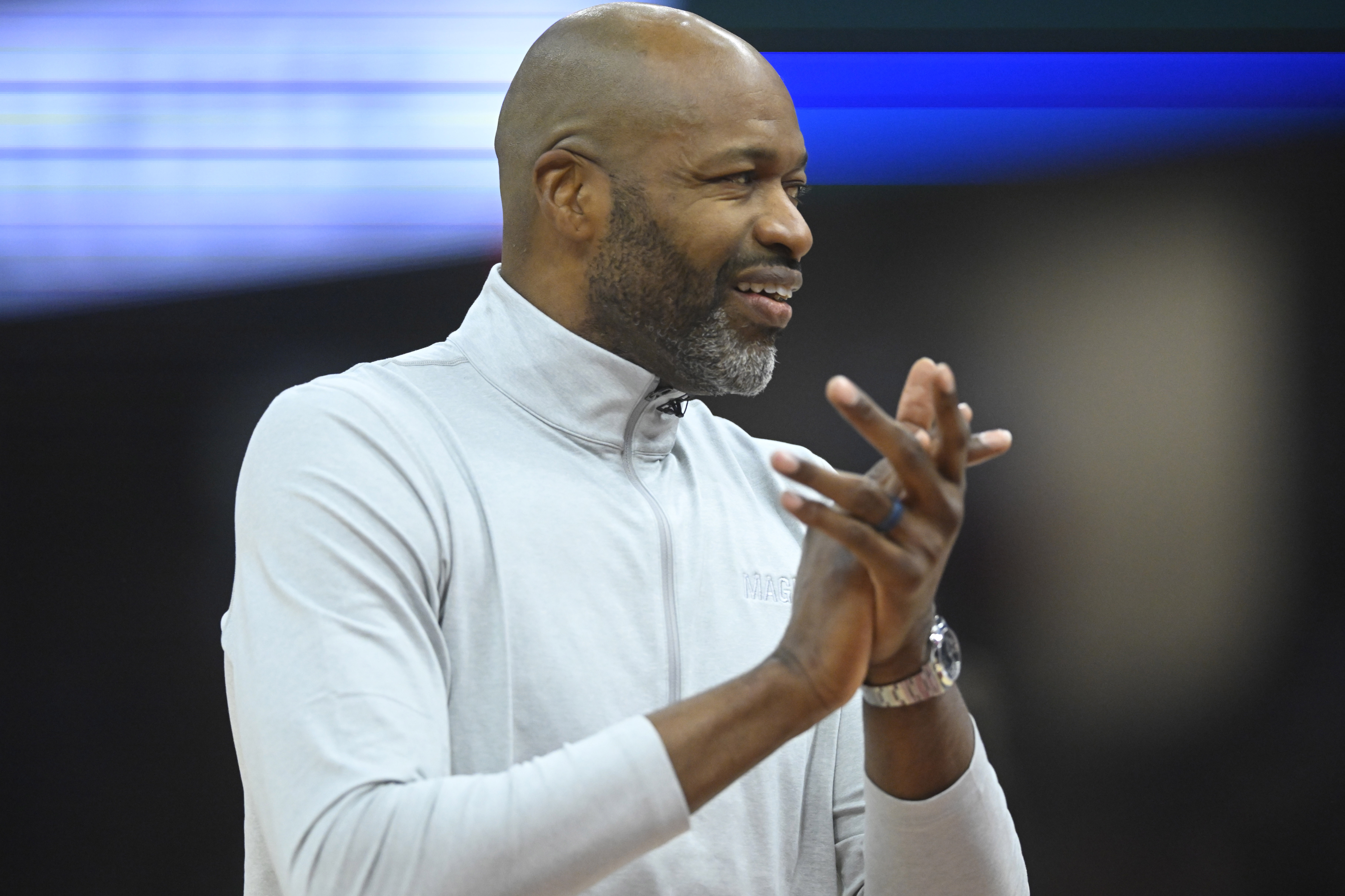  班凱羅認(rèn)為球隊需提升士氣？魔術(shù)主帥：這一點(diǎn)非常明顯也非常正確