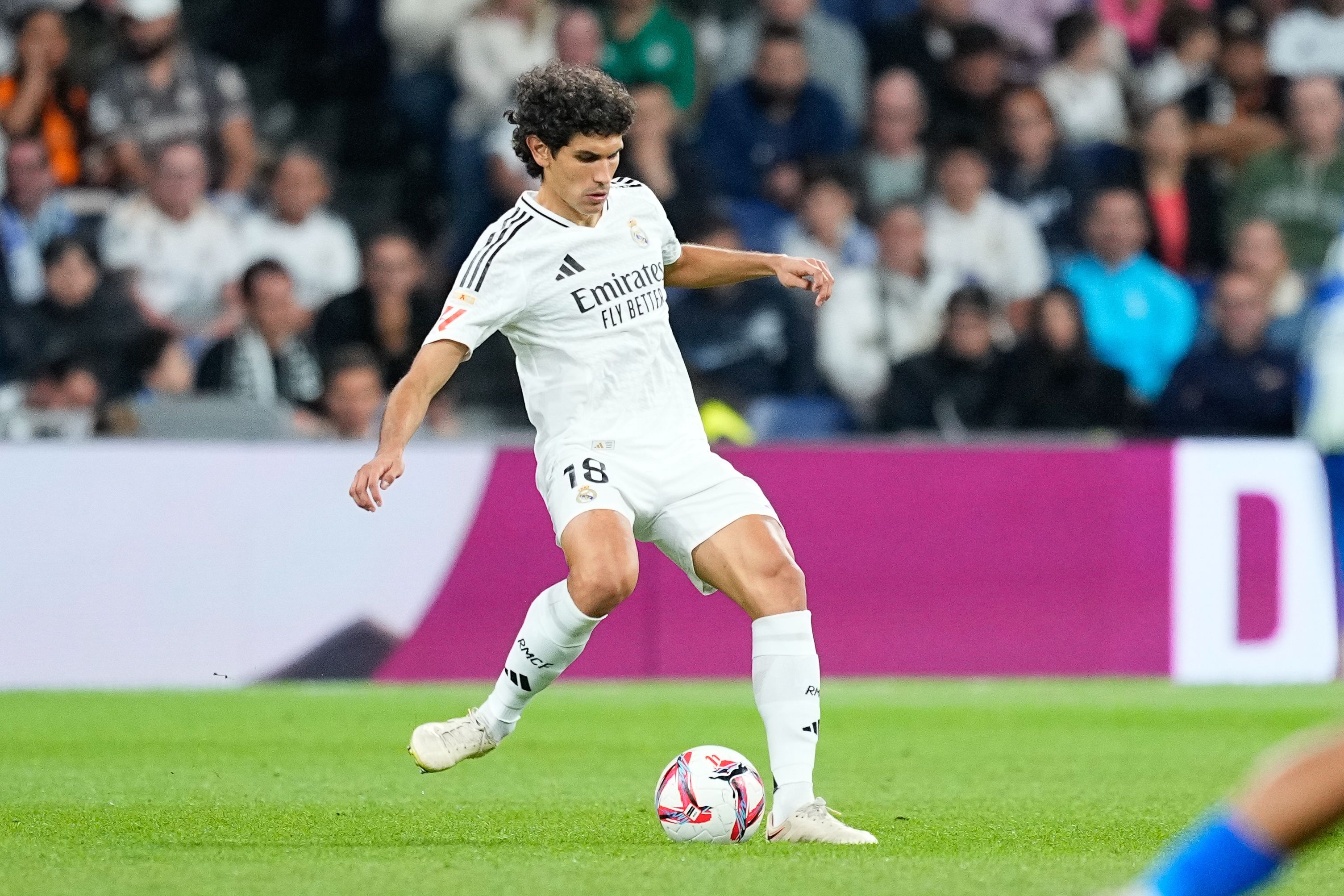  羅馬諾：巴列霍肌肉受傷將缺席數(shù)周，6月份他將自由身離隊(duì)