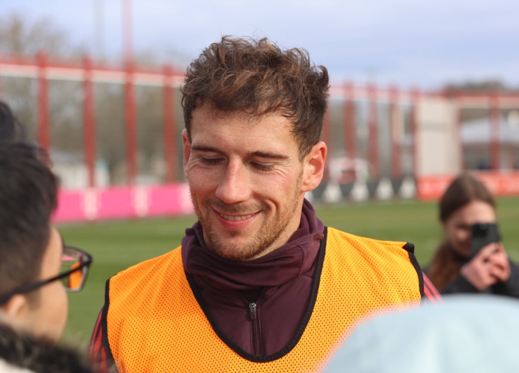  不賣了？弗羅因德：格雷茨卡抓住機(jī)會(huì)證明了自己，未來(lái)拭目以待