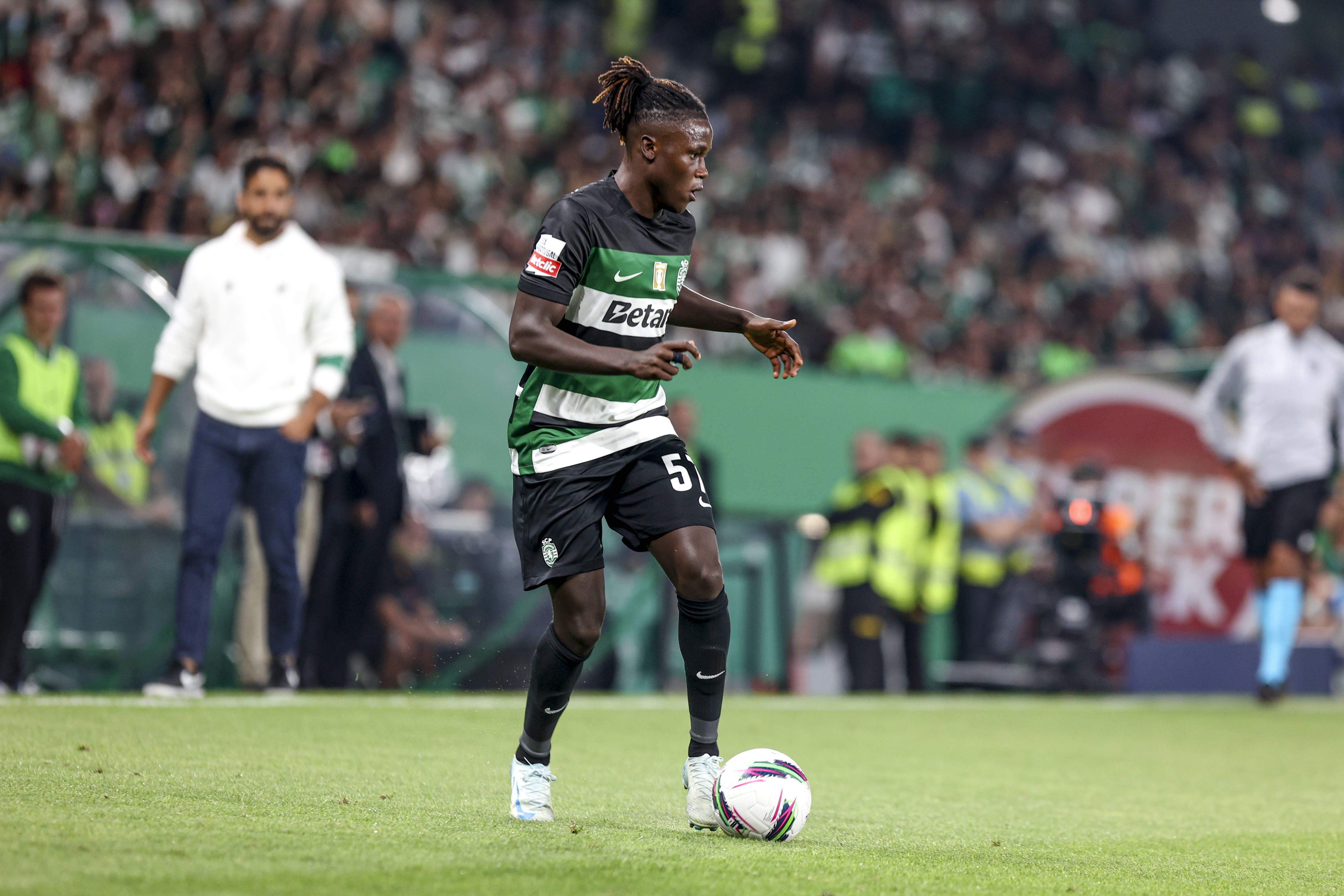  阿斯：巴黎巴薩曼城等豪門關(guān)注葡體17歲邊鋒昆達，球員解約金1億