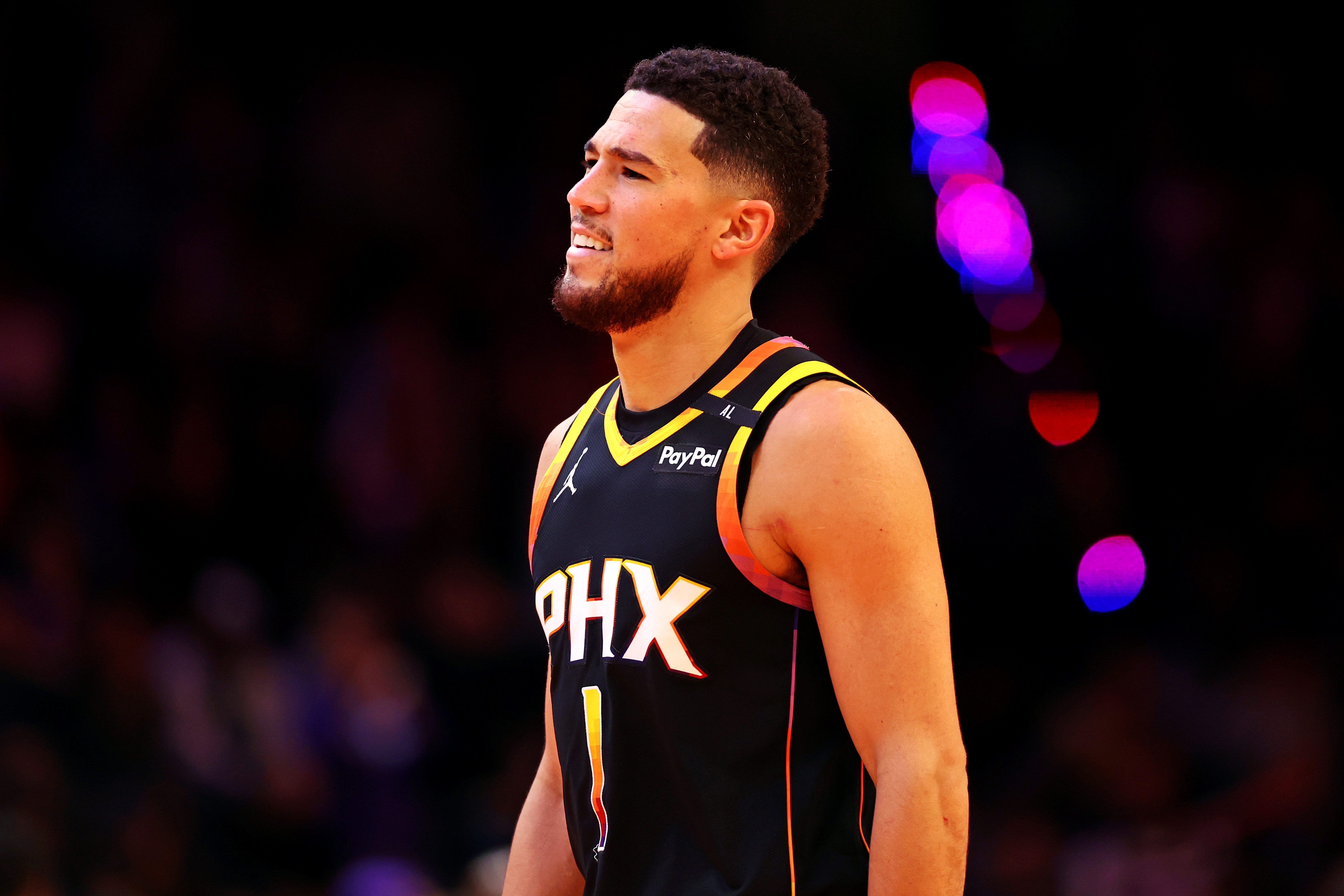  差距明顯！太陽(yáng)全場(chǎng)18次失誤 布克一人6次比雷霆全隊(duì)多1次