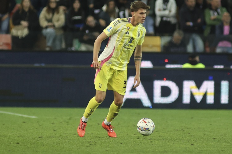  尤文官方：薩沃納右大腿二頭肌拉傷，預計缺陣15天