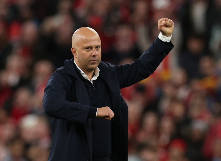  1935年的桑德蘭后首支英國(guó)球隊(duì)，利物浦近19個(gè)主場(chǎng)均至少打進(jìn)兩球