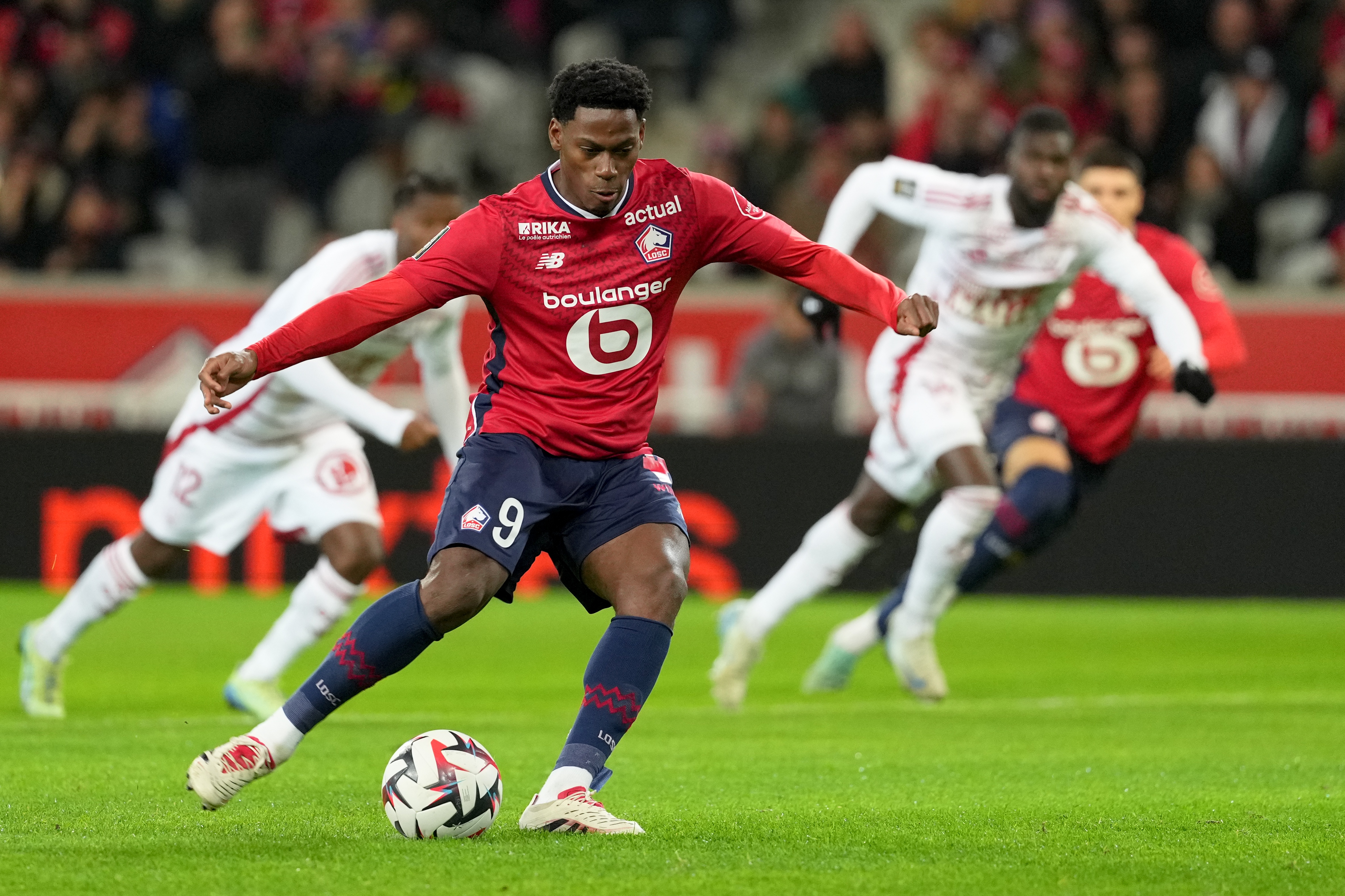  今夏免費(fèi)離隊(duì)！喬納森-戴維：我最喜歡西甲，希望未來能去那踢球