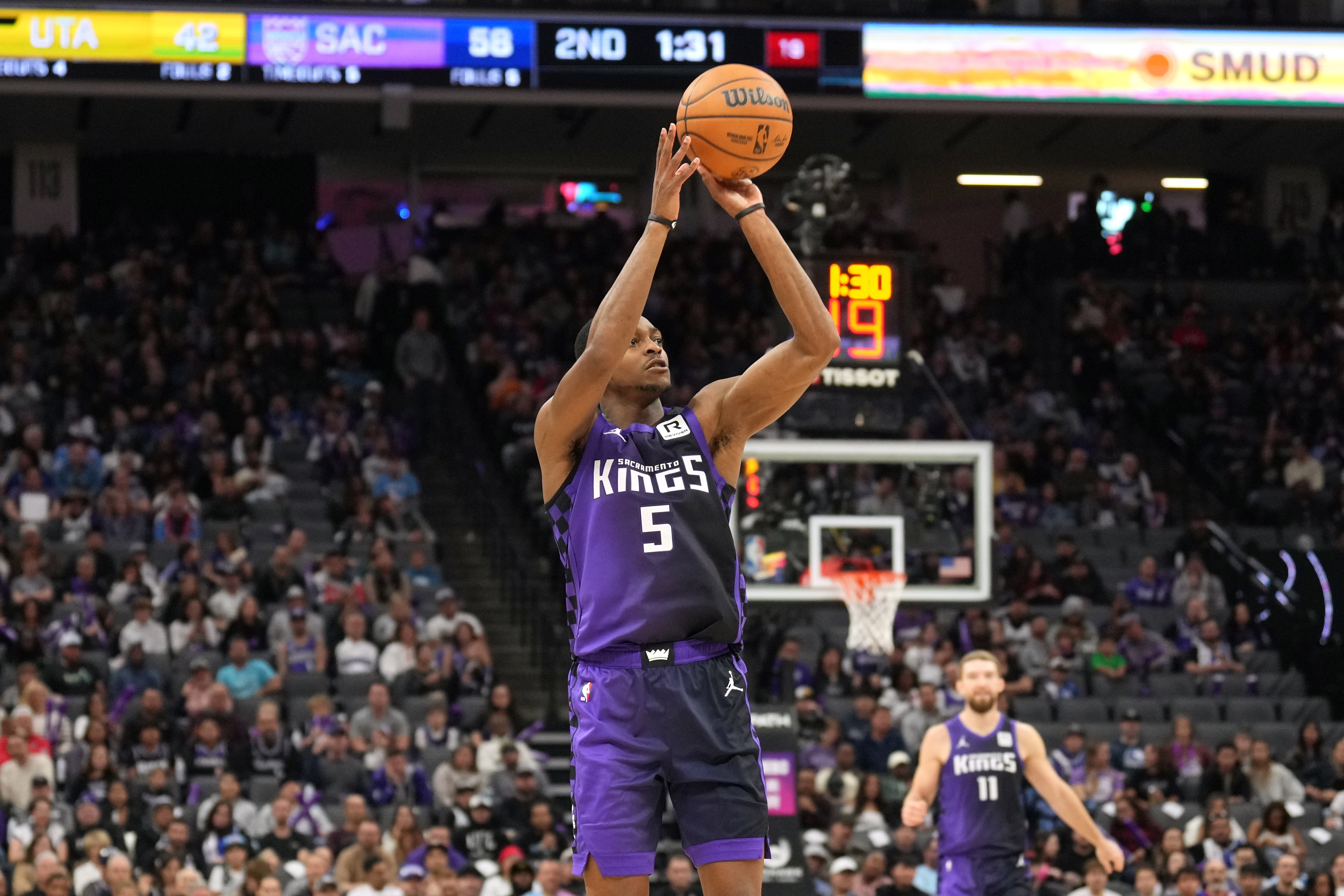  三方共贏！國王送走福克斯回報豐厚 馬刺重建加速直接原地起飛