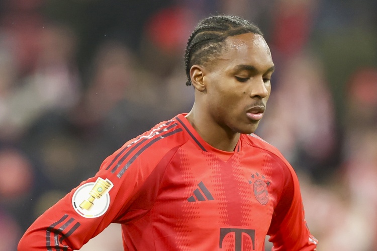  被問及特爾未來，孔帕尼&埃貝爾：他是拜仁球員，要做好上場(chǎng)準(zhǔn)備