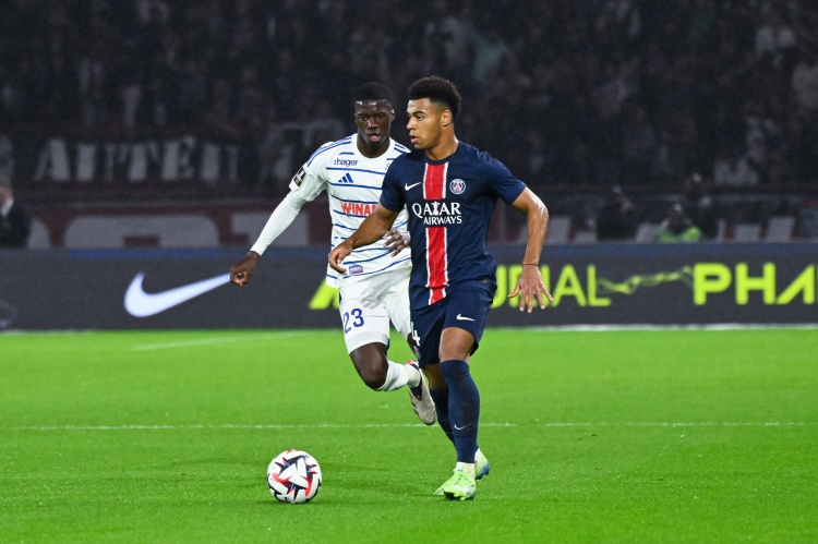  杜埃：被拿來和姆巴佩及內(nèi)馬爾進(jìn)行比較，這讓我深感榮幸