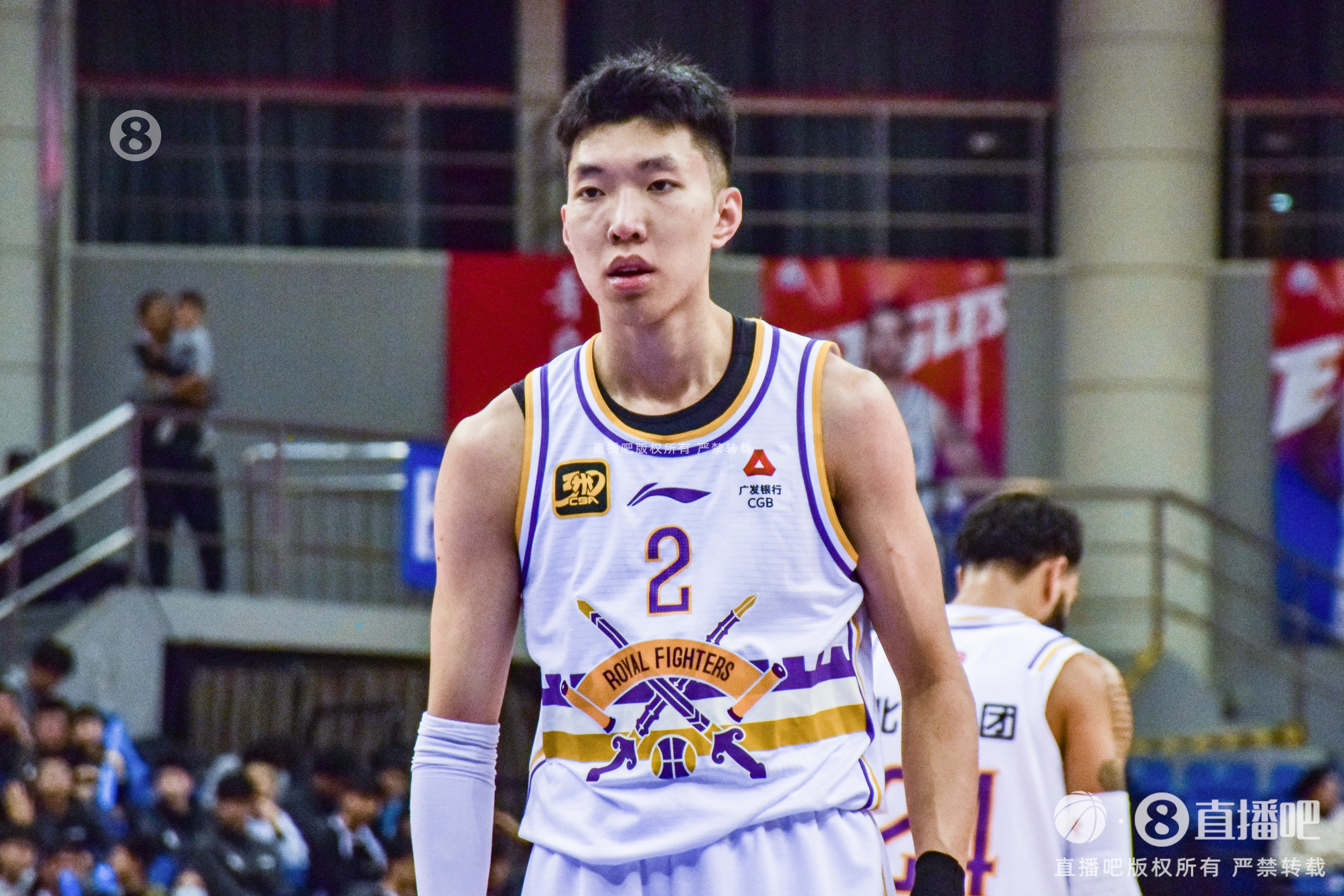  身手全能！廖三寧半場(chǎng)9中5拿到15分3板4助1斷 正負(fù)值+12