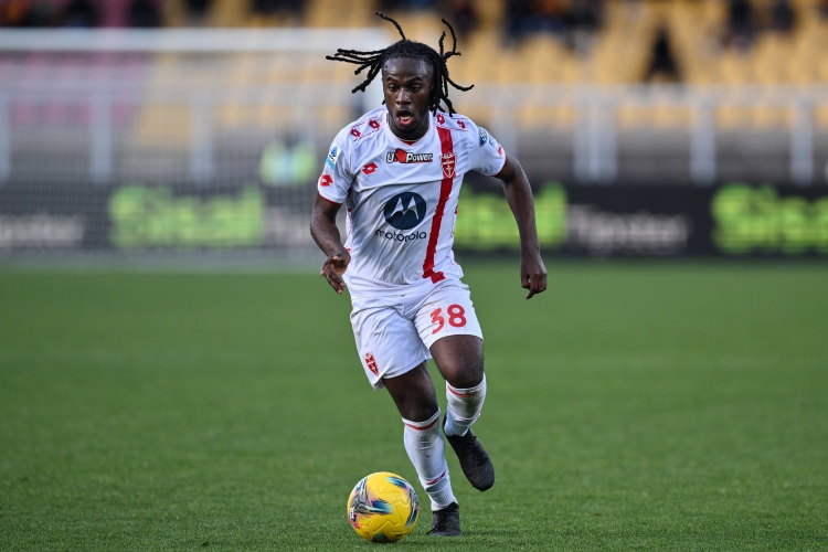  跟隊：米蘭聯(lián)系了蒙扎中場邦多，以防本納塞爾離隊