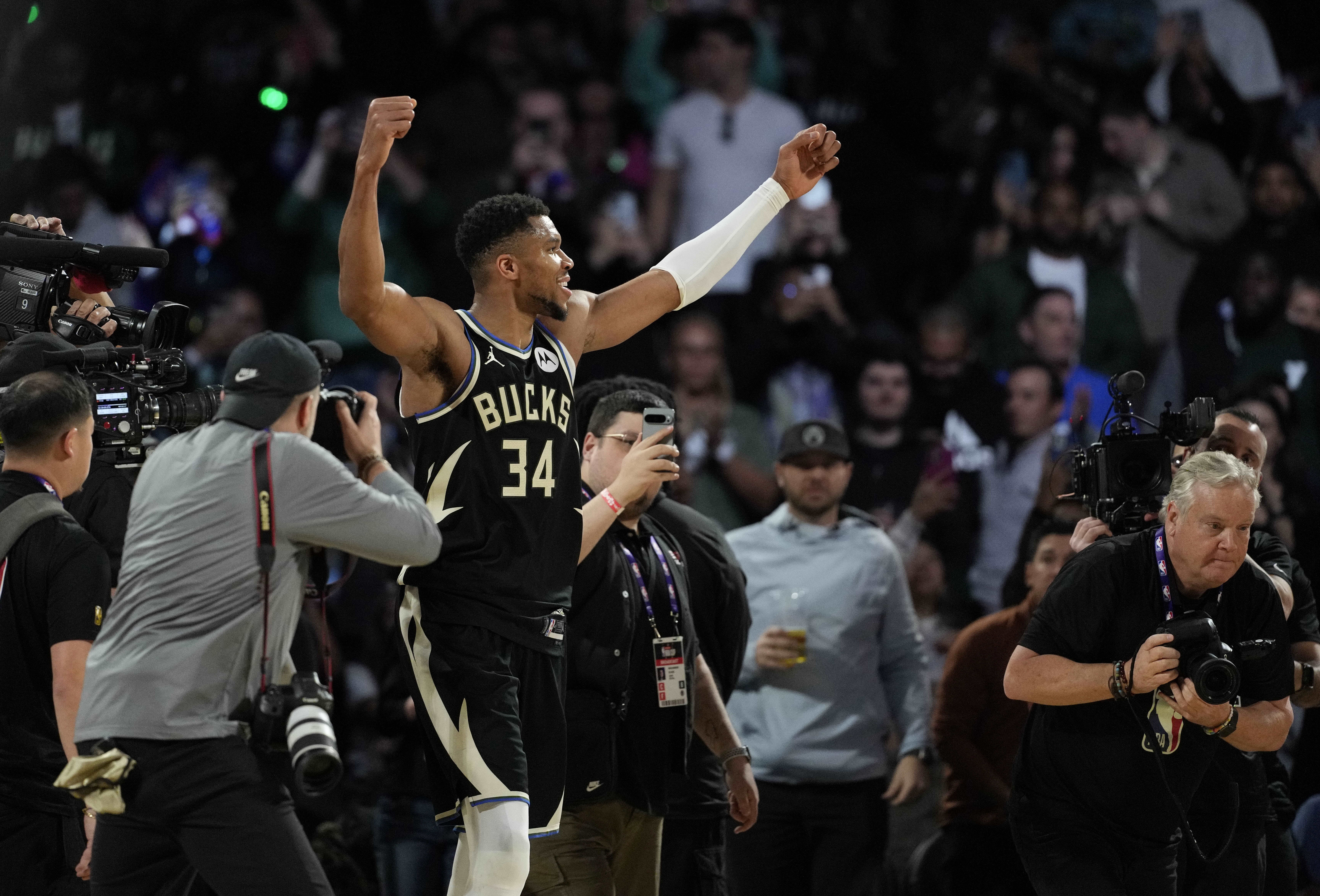  開發(fā)中距離跳投&減少身體損耗 字母哥用轉(zhuǎn)型助力雄鹿迎接季后賽